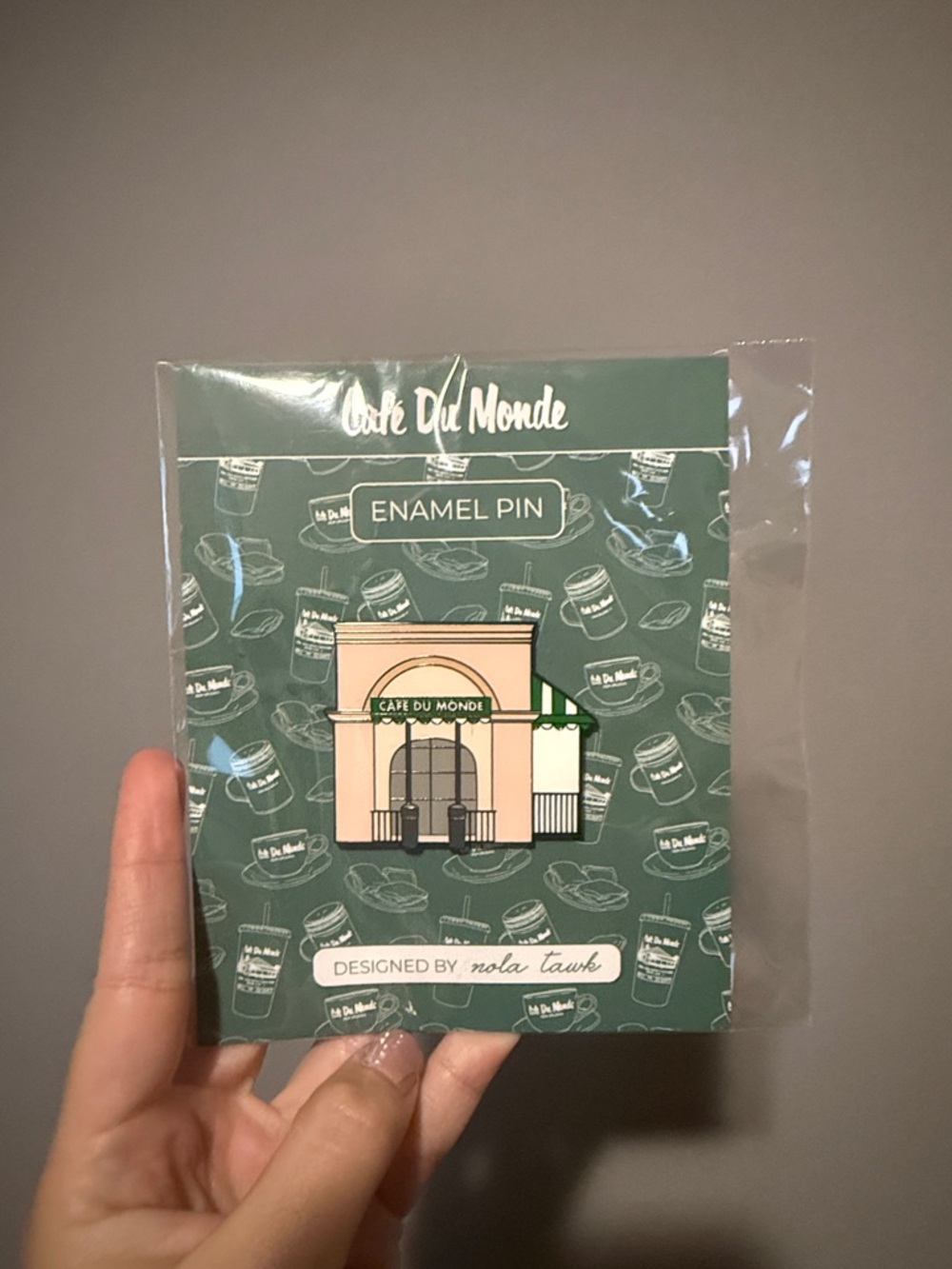 Cafe Du Monde Enamel Pin